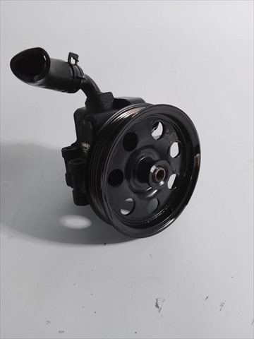 Pompa wspomagania hydraulicznego kierownicy 1475652 FORD