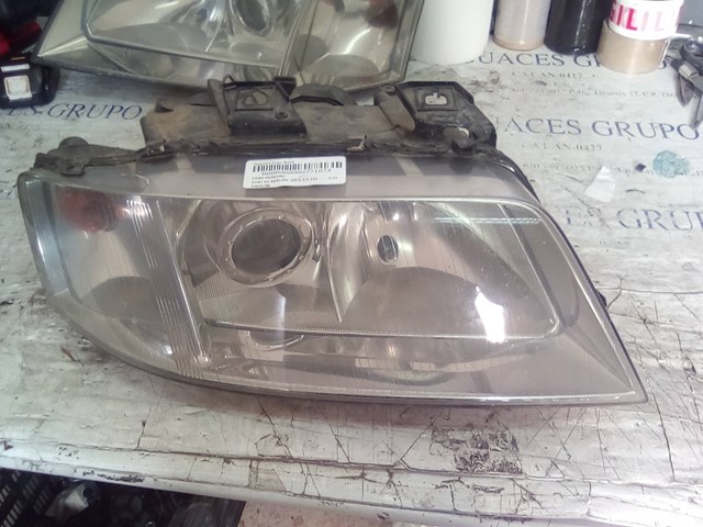 Reflektor lewy 14846700 VAG