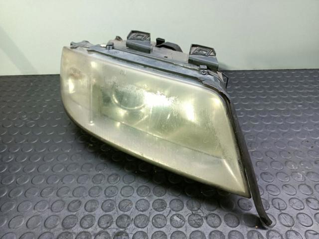 Reflektor prawy 14846800 VAG