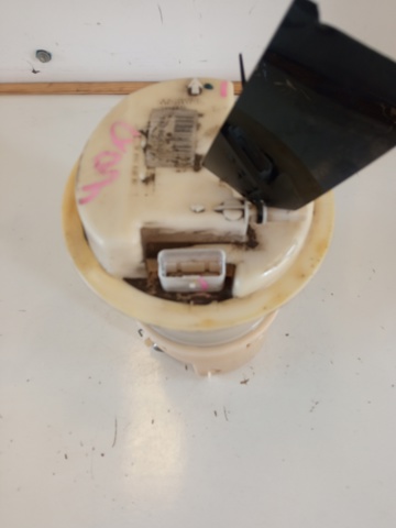 Moduł pompy paliwowej z czujnikiem poziomu paliwa 1489083080 PEUGEOT