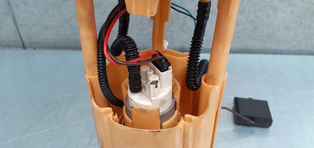 Moduł pompy paliwowej z czujnikiem poziomu paliwa 1489086080 FIAT