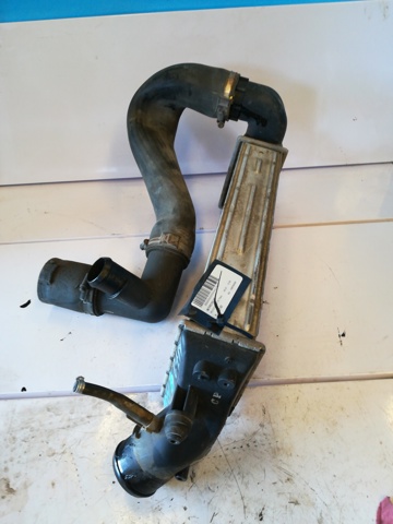 Chłodnica intercoolera 1489396080 PEUGEOT