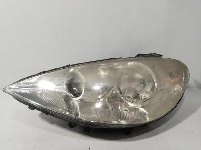 Reflektor lewy 1494308080 PEUGEOT