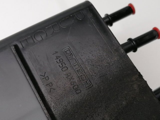 POCHŁANIACZ PAR PALIWA Nissan Note E11