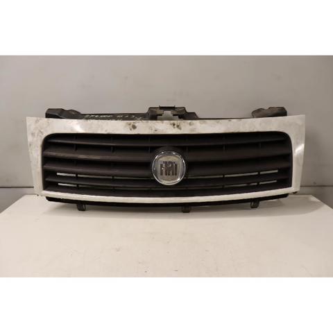 Atrapa chłodnicy 1497652898 FIAT