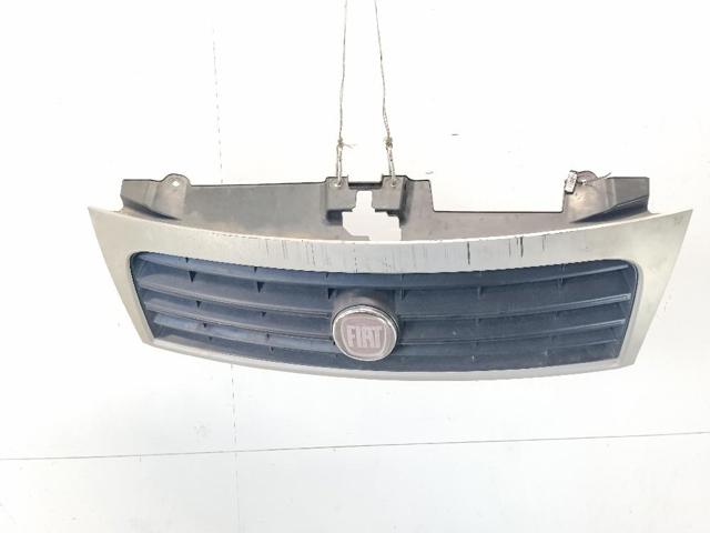 Atrapa chłodnicy 1497652898 FIAT