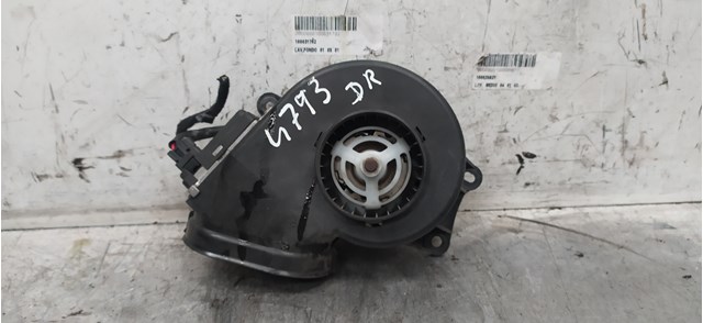 Silniczek wentylatora nagrzewnicy Citroen C8