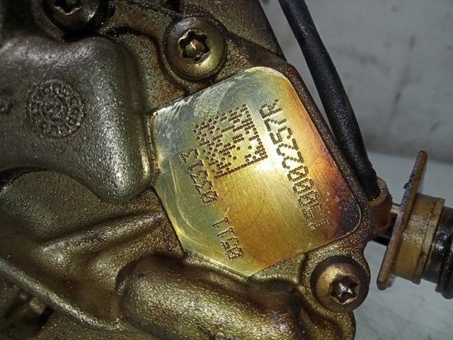 Pompa oleju Renault CAPTUR 2 HF