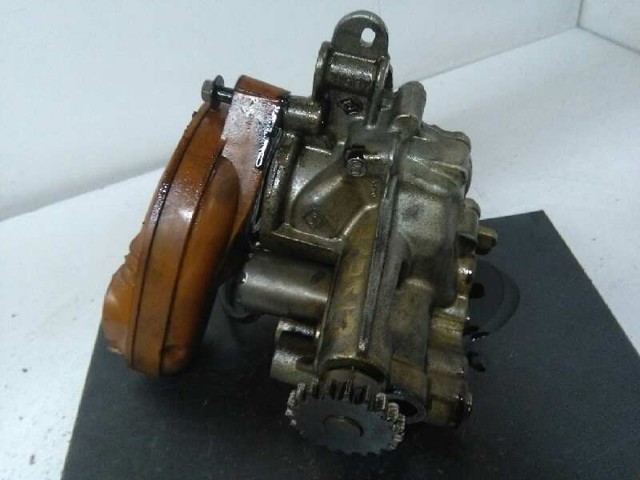 Pompa oleju Renault CAPTUR 2 HF