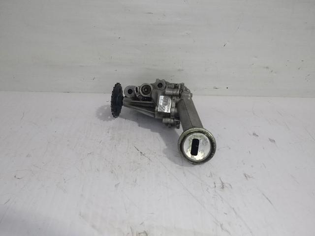 Pompa oleju 150008247R RENAULT