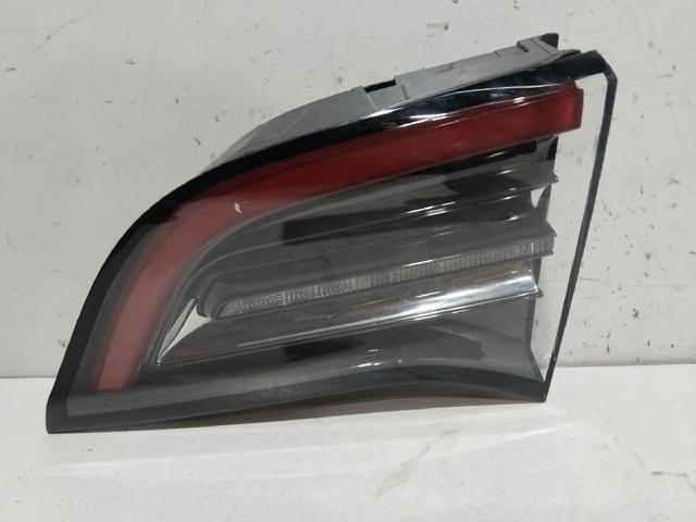 150208900B Tesla