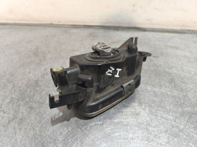 Lampa przeciwmgielna lewa 15099900 MERCEDES