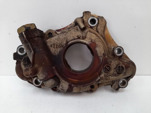 Pompa oleju 1510022041 TOYOTA