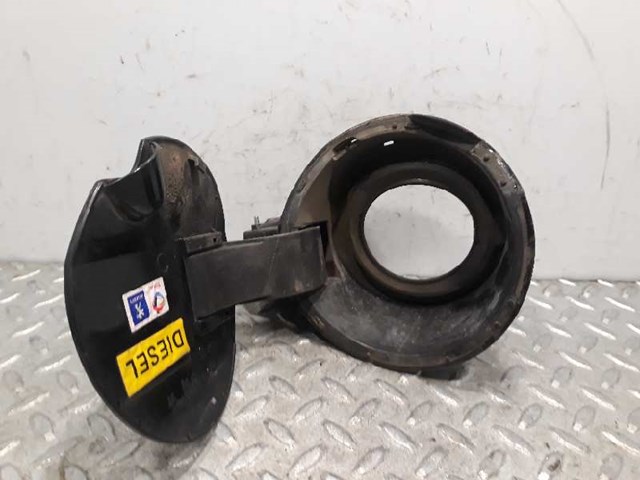 Klapka wlewu paliwa Peugeot 308 1 4A, 4C