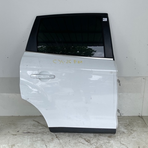 Drzwi tylne prawe 1520944 FORD