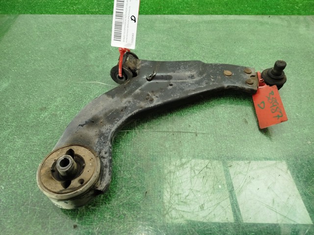 Wahacz zawieszenia przedniego dolny prawy 1522083 FORD