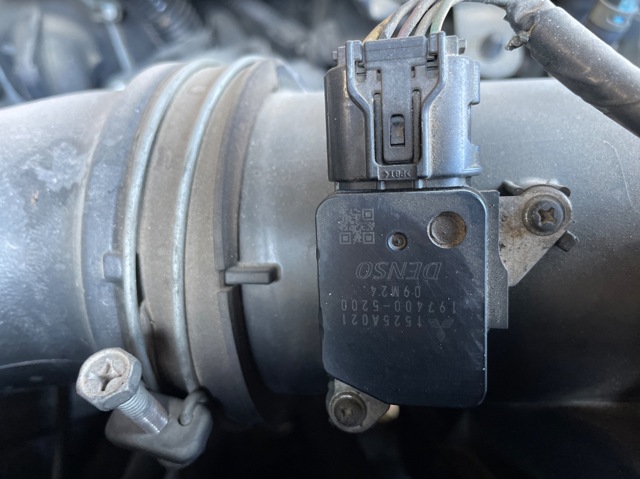 1525A021 Mitsubishi