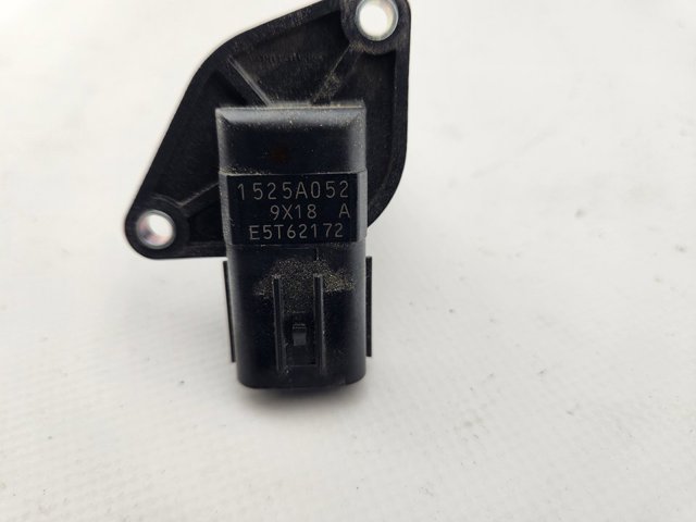 1525A052 Mitsubishi