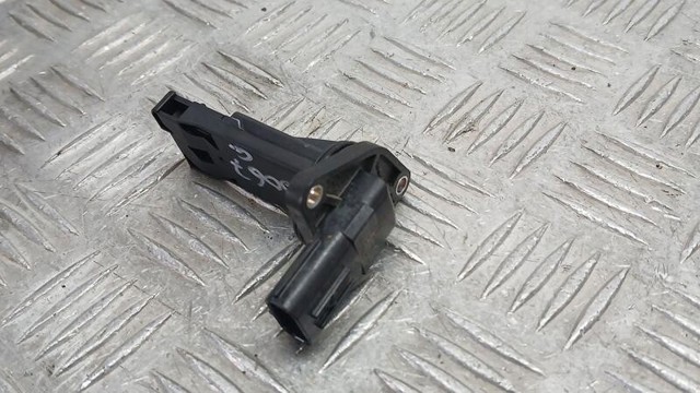 1525A052 Mitsubishi