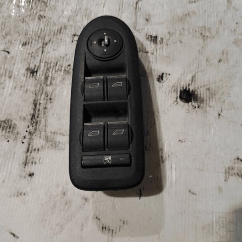 1547152 Ford