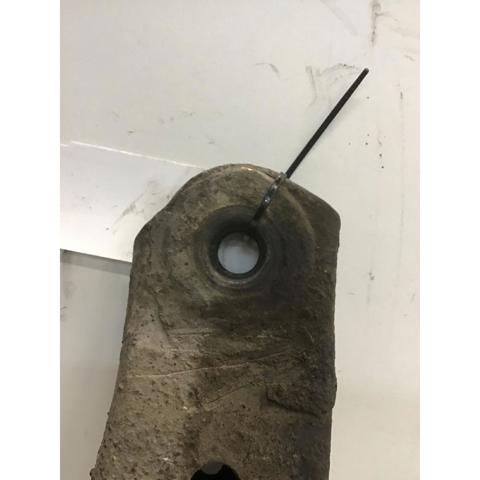 Wahacz zawieszenia przedniego dolny lewy 1553251 FORD