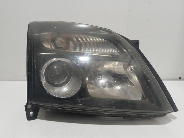 Reflektor prawy 15588800 OPEL