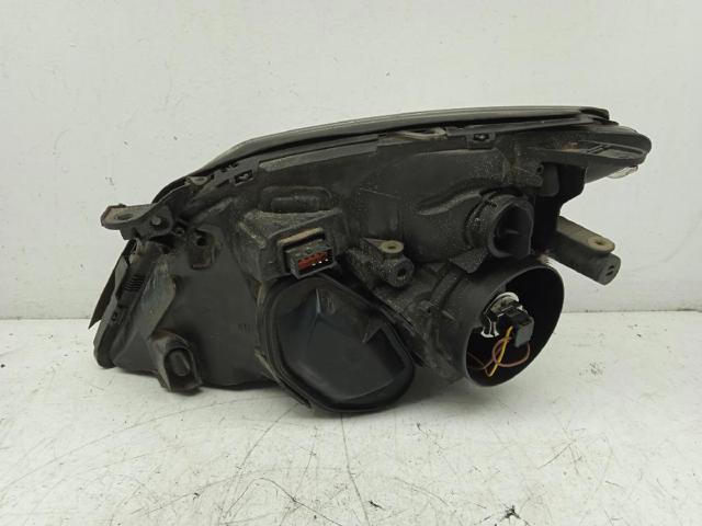 Reflektor prawy 15588800 OPEL