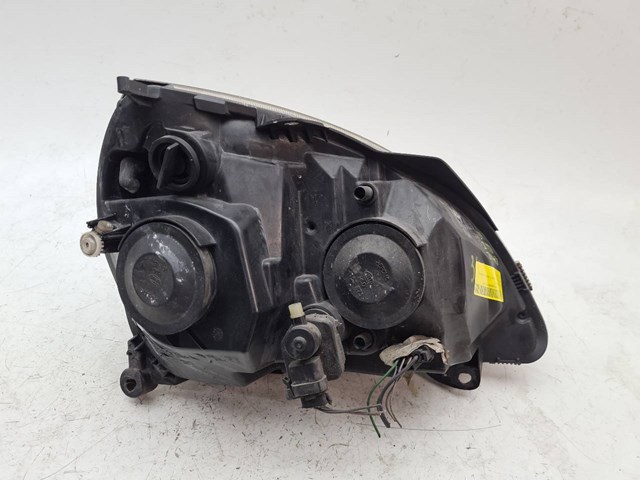 Reflektor lewy 15601700 RENAULT