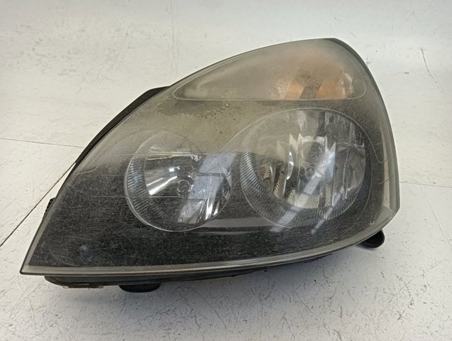 Reflektor lewy 15601700 RENAULT