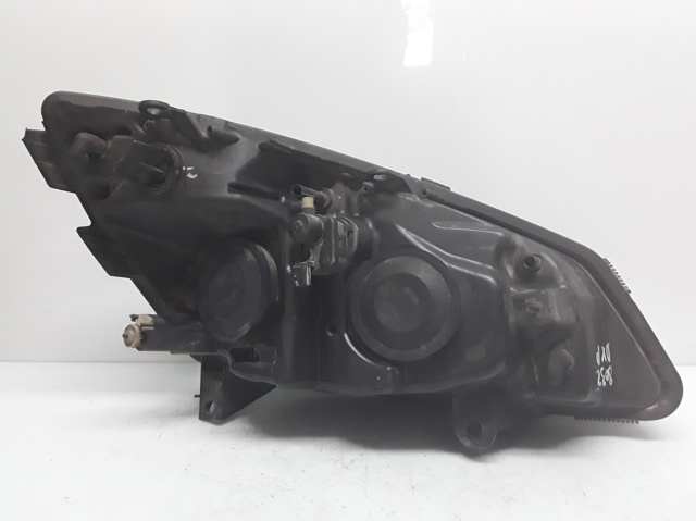 Reflektor lewy 15810300 RENAULT