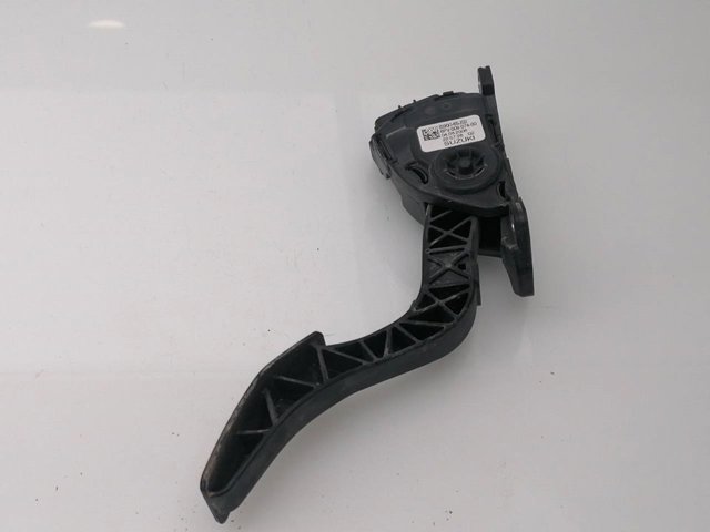 Pedał przyspieszenia (gazu) do Suzuki Grand Vitara JB
