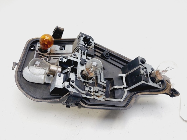 Lampa zespolona tylna lewa 159727 OPEL