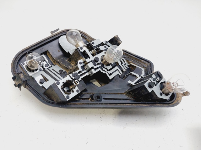 Lampa zespolona tylna prawa 159728 OPEL