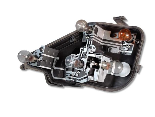 Lampa zespolona tylna prawa 159728 OPEL