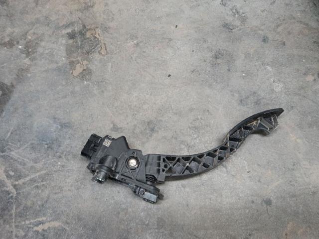 Pedał przyspieszenia (gazu) 1600A102 MITSUBISHI