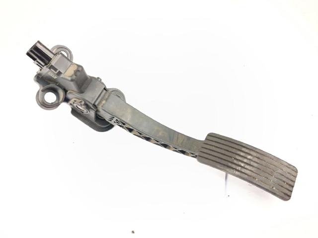 Pedał przyspieszenia (gazu) 1600A102 MITSUBISHI