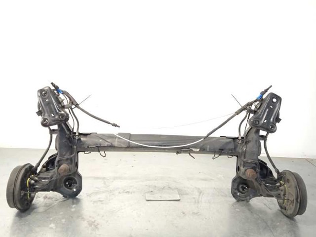 Tylna belka Peugeot 301