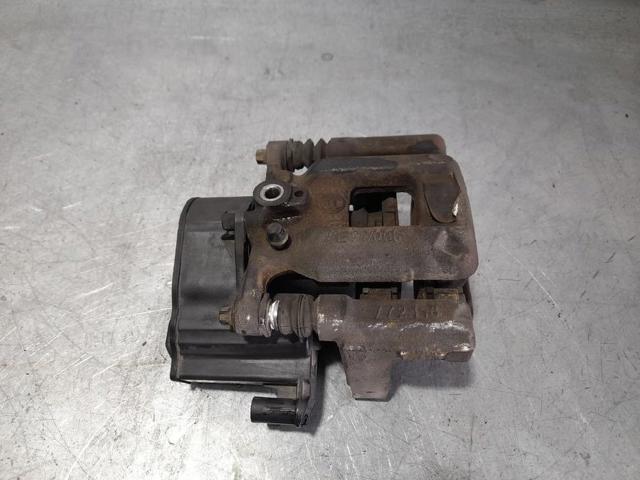Zacisk hamulcowy tylny lewy 1608998880 PEUGEOT