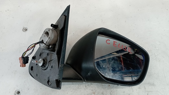 1609064580 Peugeot/Citroen