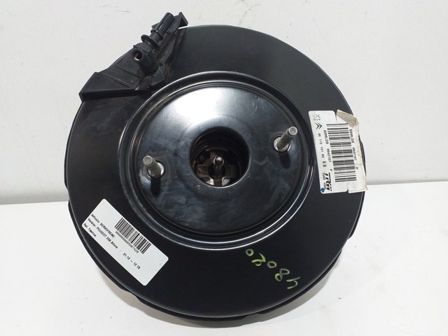 Wzmacniacz próżniowy hamulców 1609895680 PEUGEOT