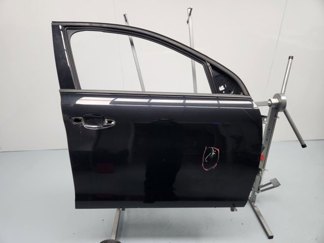 Drzwi przednie prawe 1610102180 PEUGEOT
