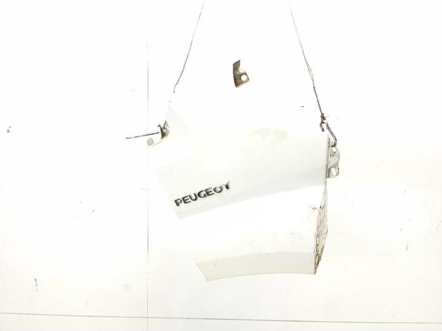 Błotnik przedni prawy 1610458480 PEUGEOT