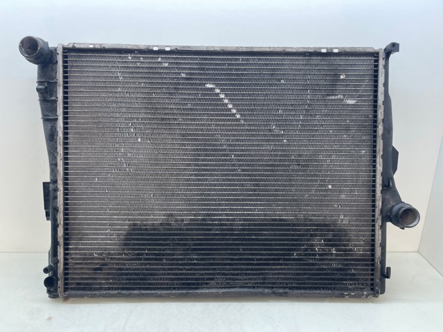 Chłodnica silnika 1611557 BMW