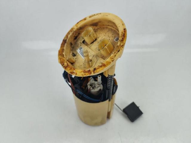 Moduł pompy paliwowej z czujnikiem poziomu paliwa 16117190946 BMW