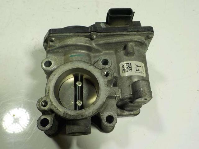 Przepustnica, komplet 161206038R RENAULT