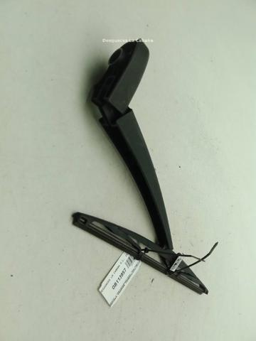 Ramię wycieraczki szyby tylnej 1614257180 PEUGEOT