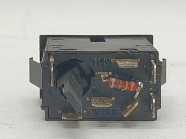 Przycisk włączania światła awaryjnego Volkswagen Transporter 24, 25, 251