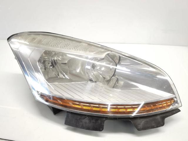 Reflektor prawy 16298200 PEUGEOT