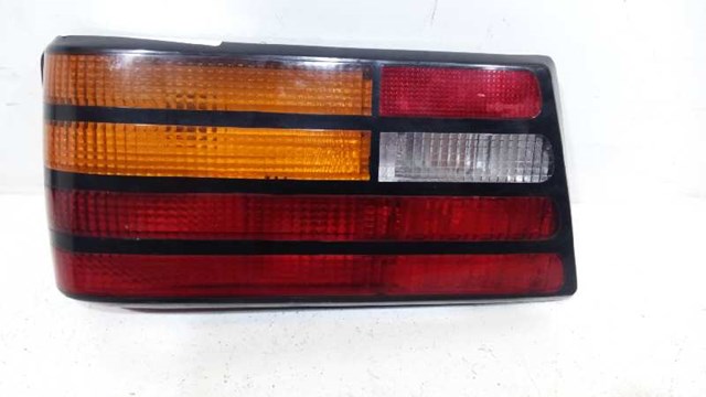Lampa zespolona tylna prawa 1630400 FORD