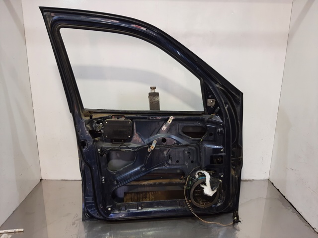 Drzwi przednie lewe 1637201505 MERCEDES